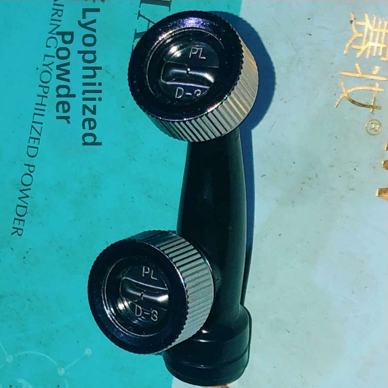 Ventilátorovou tryskou postrekovača, dvojhlavá, s dvomi otvormi, vysoký tlak, jemná hmla pre poľnohospodársku atomizáciu