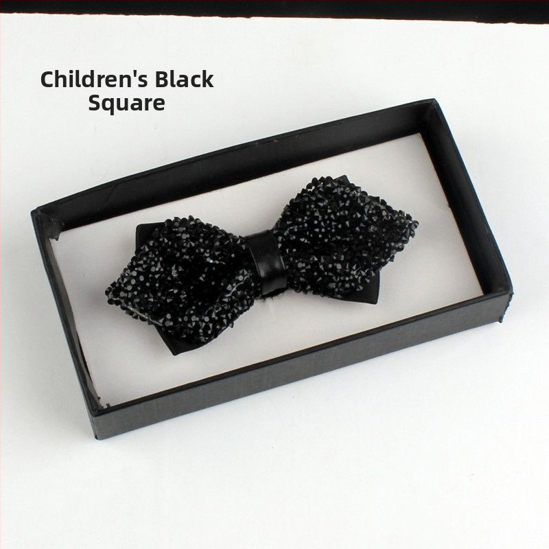 Motýlik s kamienkami a koženým jadrom, unisex doplnok k formálnemu obleku