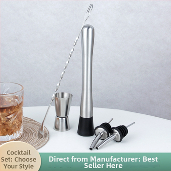 Set barového náčinia z nerezovej ocele s kokteilovými nástrojmi — miešacia lyžica, meracie poháriky, výlevy na víno, slamky, otvárače fliaš; k dispozícii v 2/3/5/8/9-dielnych setoch; uvedený na trh v lete 2024.