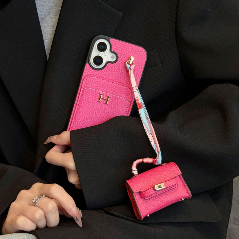 Kućište za iPhone 15 Pro Max s Lychee uzorom i držačem za kartice te zaštitnikom za slušalice — PC + koža, ručna izrada, otporno na padove