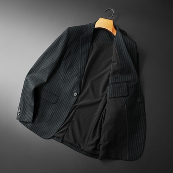 Muško sako u korejskom stilu, casual, slim fit, rever, jednostruko kopčanje na jedno dugme, model blok boja, tkanina od pamuk-poliester smjese