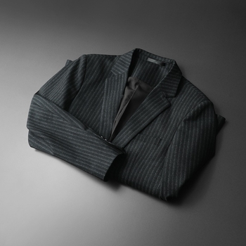 Muško sako u korejskom stilu, casual, slim fit, rever, jednostruko kopčanje na jedno dugme, model blok boja, tkanina od pamuk-poliester smjese