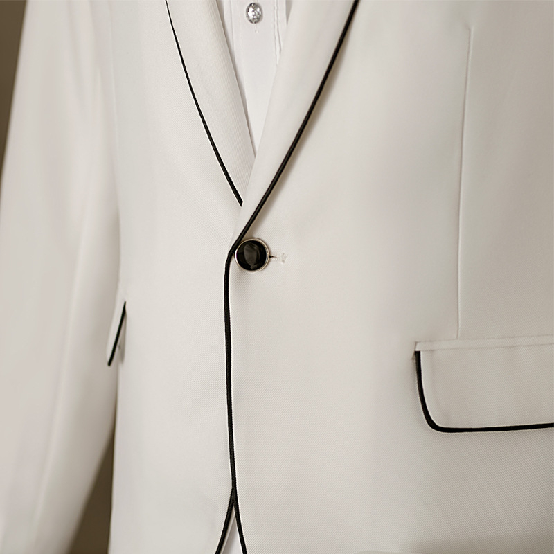 Színpadi házigazda férfi öltöny: lazított szabás, egygombos záródás, bankett viselet, négy évszakos, 80% poliészter keverék