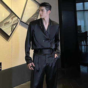 Muški casual poslovni kostim, slim fit, plosni rever, dva kopča sprijeda, jednobojan, strojno pranje, kordurojni materijal s udjelom lana, proljeće 2025