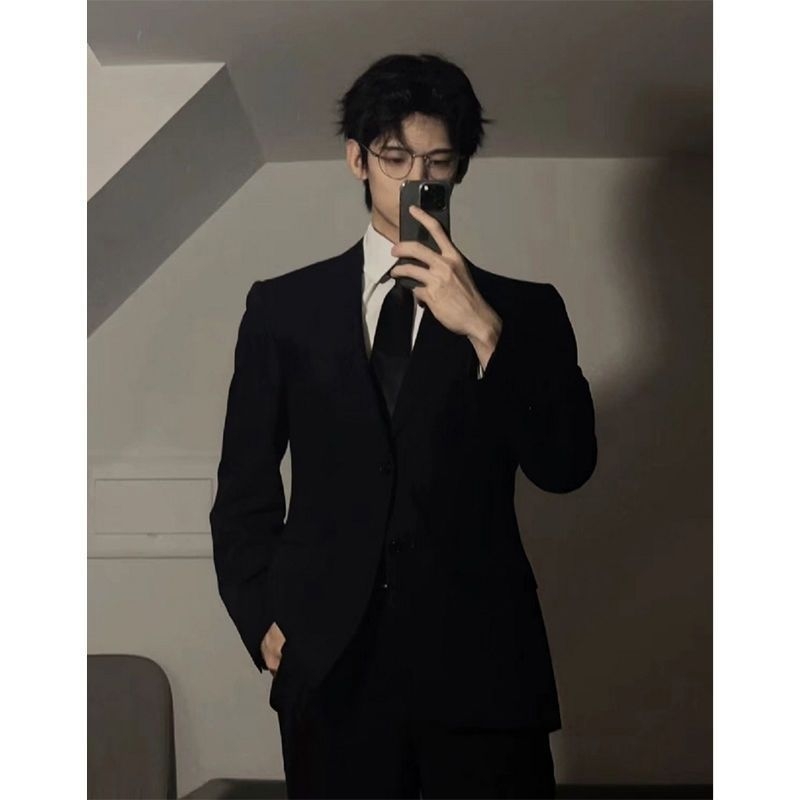 Vállpárnás férfi öltöny, kétgombos egyhajtós zakó, koreai stílus, 2023 tavasz, poliészter-keverék anyag