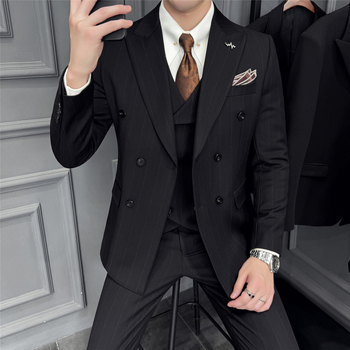 Férfi háromrészes gyapjú öltöny kétsoros zakóval, kétgombos zárású, őszi iroda viselet, gyapjú–keverék anyag