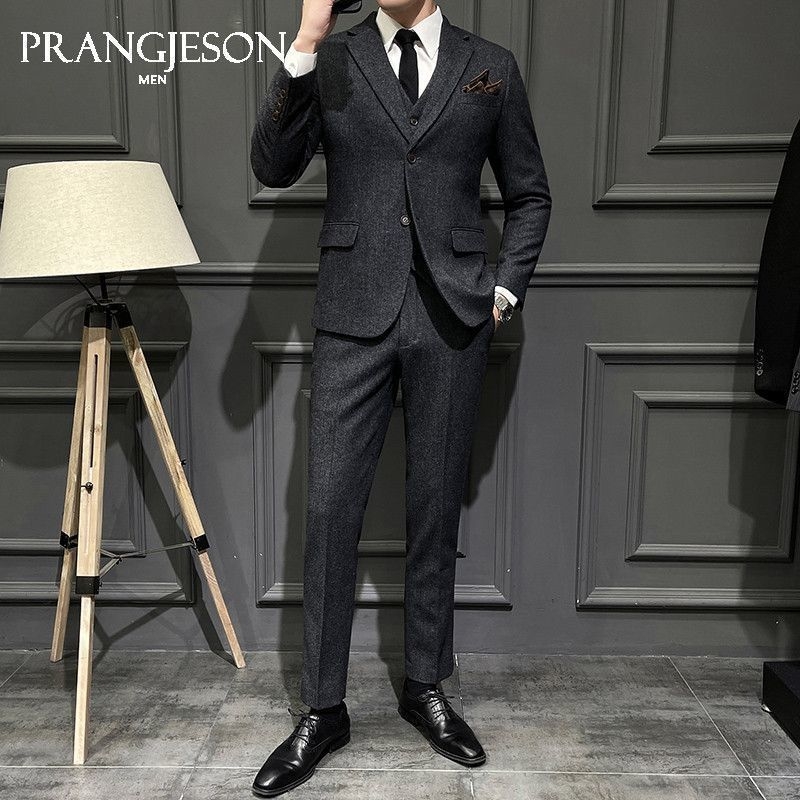 Férfi gyapjú öltöny brit herringbone mintával, mind az évszakokra, egysoros, kétgombos, sík gallér