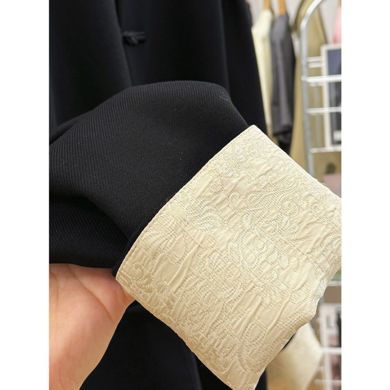 Férfi öltönyzakó etnikus stílusban, álló gallér, dupla gombolás, karcsú szabás, poliészter, őszi 2024