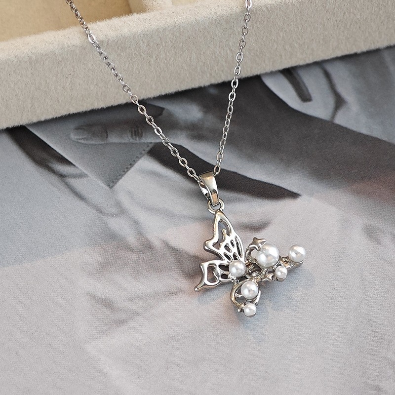 Ogrlica s klavikijskim lancem i geometrijskim privjeskom u obliku zvijezda-leptir, od nehrđajućeg čelika, višeslojni dizajn, privjesak od bakra, elektroplatina