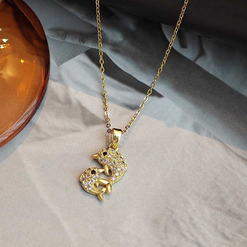 Ogrlica s klavikijskim lancem i geometrijskim privjeskom u obliku zvijezda-leptir, od nehrđajućeg čelika, višeslojni dizajn, privjesak od bakra, elektroplatina