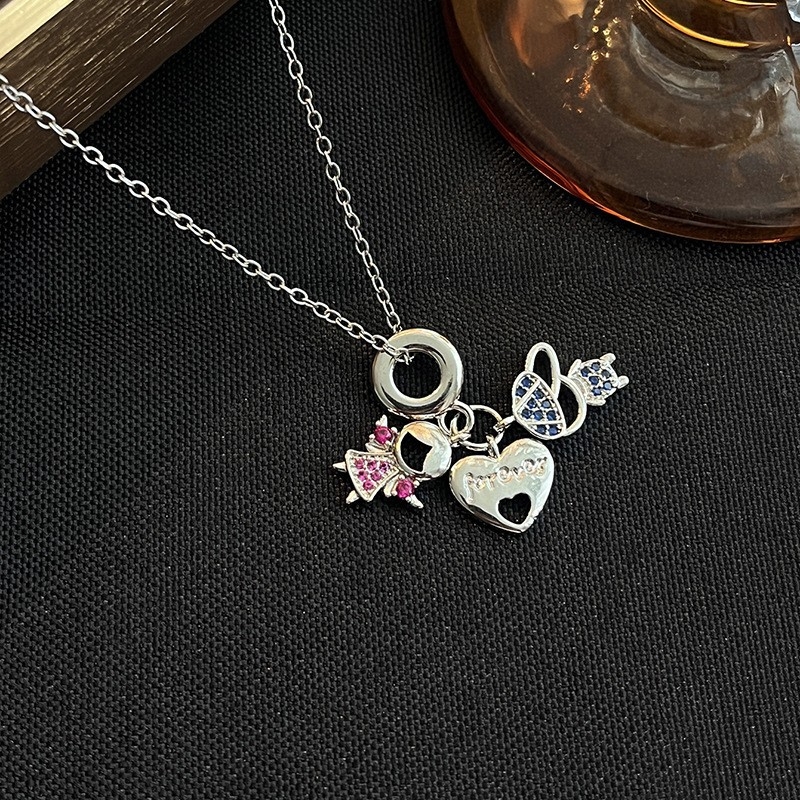 Ogrlica s klavikijskim lancem i geometrijskim privjeskom u obliku zvijezda-leptir, od nehrđajućeg čelika, višeslojni dizajn, privjesak od bakra, elektroplatina