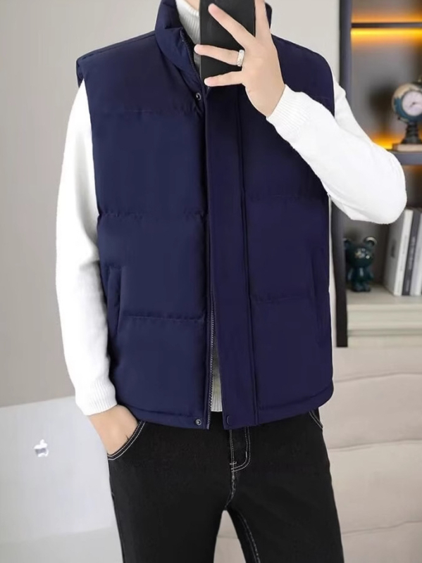Muški down vest, stojeći ovratnik, zatvarač, bez kapuljače, bočne džepove, normalna debljina