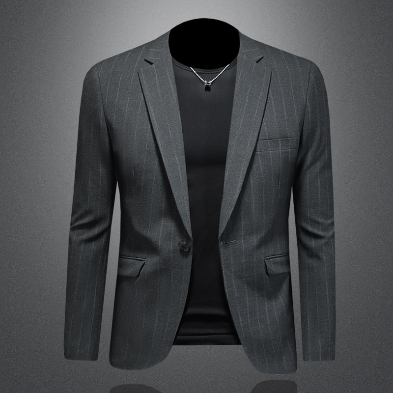 Formalno muško odijelo, uski kroj, rever, pamukomješavina tkanina, poliester podstava, proljeće-jesen