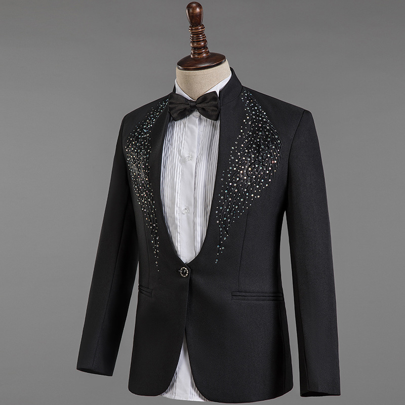 Costum bărbătesc pentru cor cu broderie și paiete, guler înalt, panou frontal cu o singură rând de nasturi, căptușeală Bonded, țesătură din amestec de nailon, potrivit pentru scenă în toate cele patru sezoane