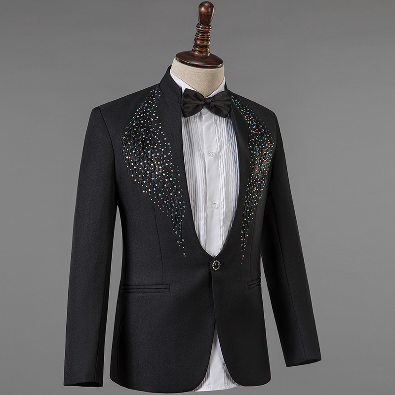 Costum bărbătesc pentru cor cu broderie și paiete, guler înalt, panou frontal cu o singură rând de nasturi, căptușeală Bonded, țesătură din amestec de nailon, potrivit pentru scenă în toate cele patru sezoane