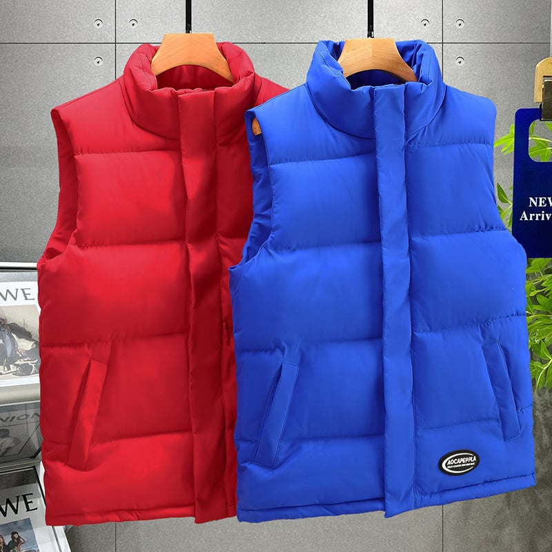 Pamukom punjena jakna-vest za zimu – udoban kroj, bez ovratnika, sa zipom, jednobojna, više džepova, prilagođeni logo