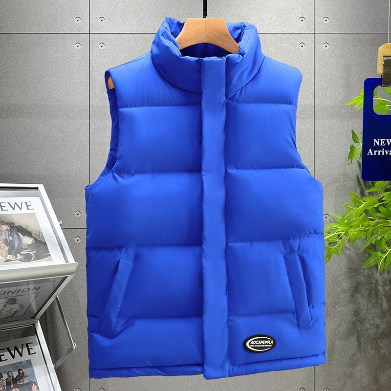 Pamukom punjena jakna-vest za zimu – udoban kroj, bez ovratnika, sa zipom, jednobojna, više džepova, prilagođeni logo