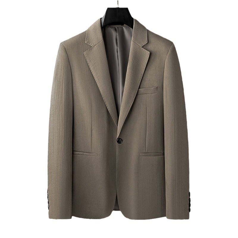 Muški odijelo bez glačanja, modalno-polyester smjesa (50% polyester), podstava poliester, slim fit, više džepova, lagani poslovni stil