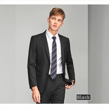 Pánske obleky, obchodný štýl, štíhly strih, úzky golier (<7 cm), zapínanie na jeden rad gombov, hlavná látka 67.2% polyester, 30.5% viskoza, 2.3% elastan, úprava proti žehleniu