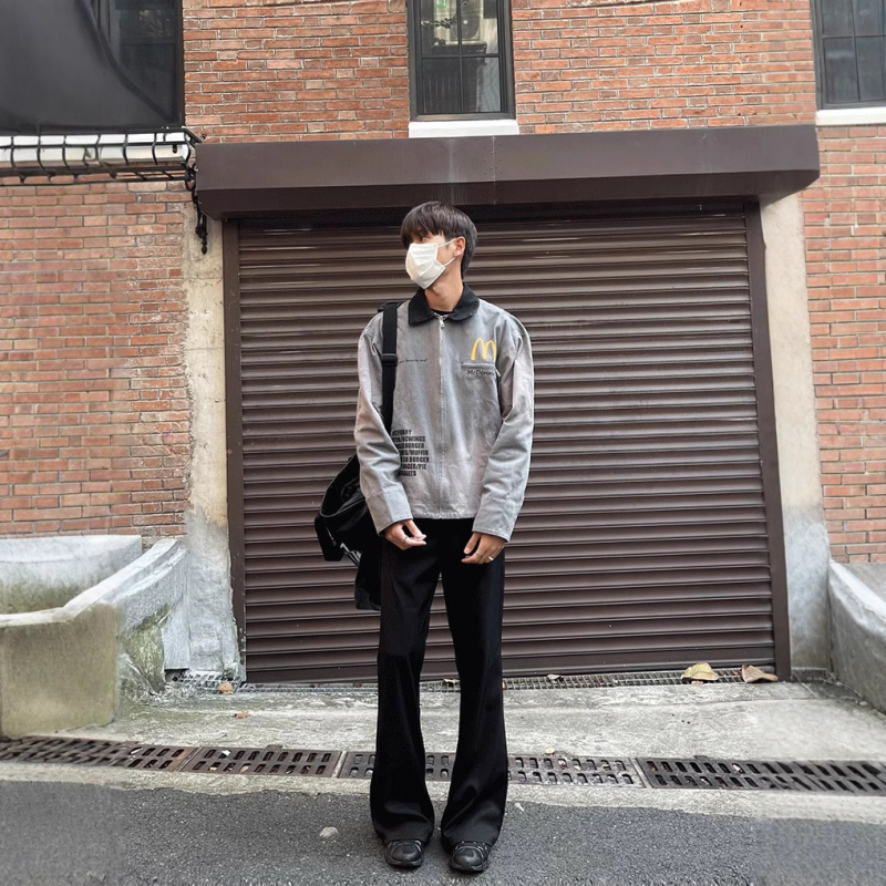 Férfi nadrág – egyenes szabású, poliészter anyagú, nem rugalmas, mindennapi viselet