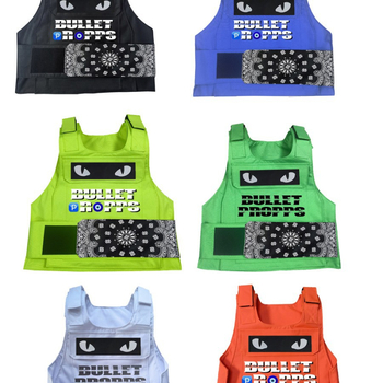 Férfi ujjatlan mellény kamuflázs mintával, Oxford szövet, 100% poliészter, Slim verzió, Velcro záródás, kapucni nélküli