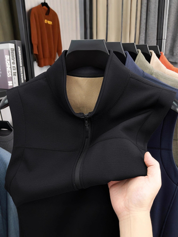 Flis vest s stojećim ovratnikom, zatvaračem, uskim krojem, poliester