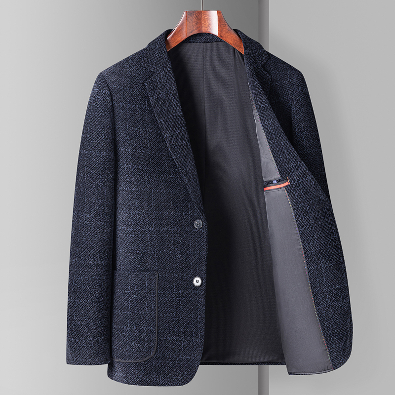 Slim-fit blejzer od poliestera kariranog uzorka, ovratnik tipa košulje, jednostrano kopčanje, dugi rukavi