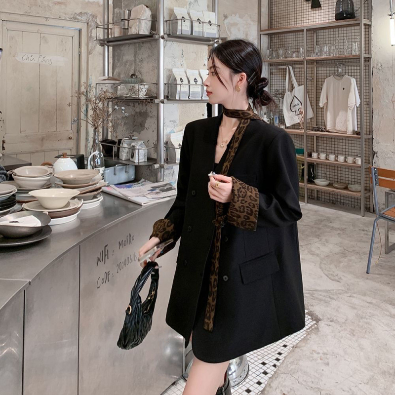 Leopard mintás gallér nélküli kabát, 5/4-es ujjú, tavasz 2025