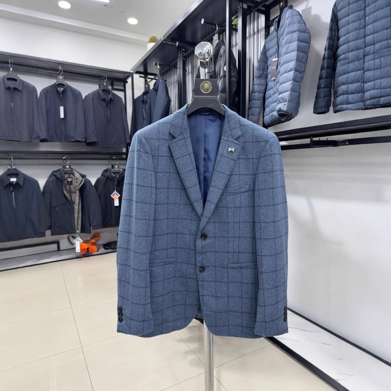 Muško sako od 100% ovčje vune, karirano, slim fit, ploski rever, dvogumb zatvaranje, jesen