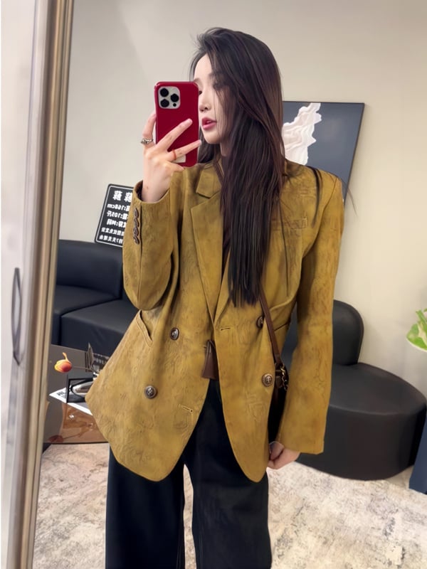 Szabad szabású blézer, kosztümös gallérral, poliészter ≥95%, hosszú ujjú, középhosszú