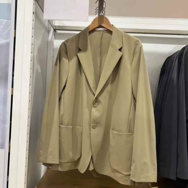 Férfi slim-fit poliészter casual zakó, kétgombos elöl, klasszikus gallér, tavasz