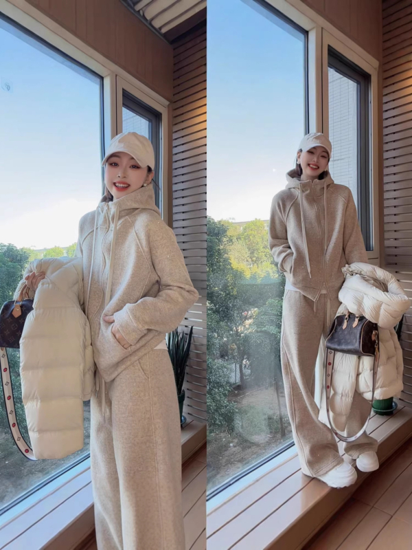 Casual set sweatshirt i hlače, dugi rukav, akrilno-poliesterska smjesa (30-50% poliester + 50-70% akril), Zima 2025, Žene