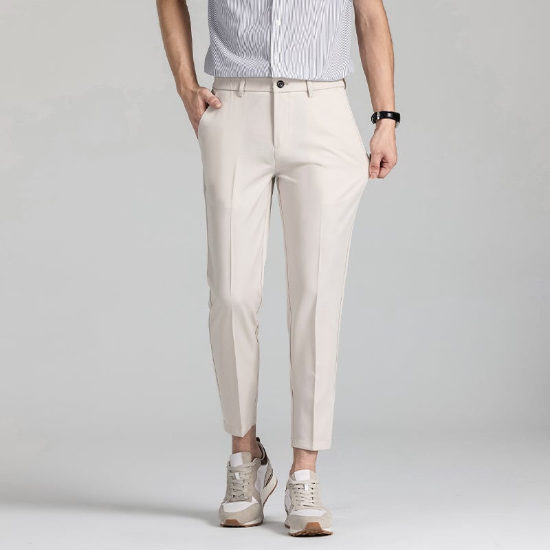 Muške hlače za sve sezone s elastičnim pojasom, ravni kroj, mješavina poliestera i spandexa (93,7% poliester, 6,3% spandexa), završna obrada bez peglanja