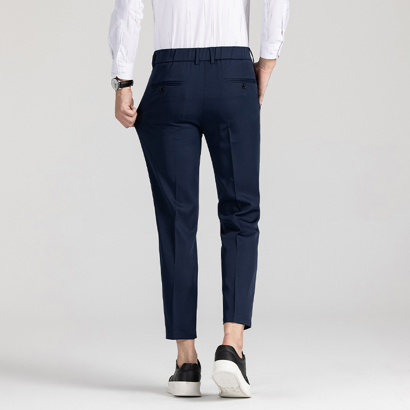 Muške hlače za sve sezone s elastičnim pojasom, ravni kroj, mješavina poliestera i spandexa (93,7% poliester, 6,3% spandexa), završna obrada bez peglanja