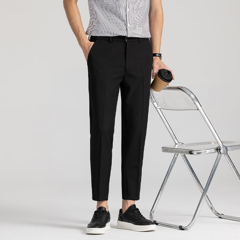 Muške hlače za sve sezone s elastičnim pojasom, ravni kroj, mješavina poliestera i spandexa (93,7% poliester, 6,3% spandexa), završna obrada bez peglanja