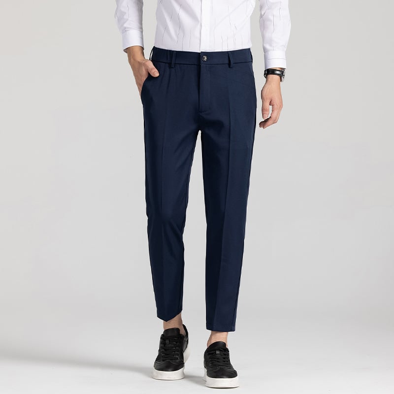 Muške hlače za sve sezone s elastičnim pojasom, ravni kroj, mješavina poliestera i spandexa (93,7% poliester, 6,3% spandexa), završna obrada bez peglanja