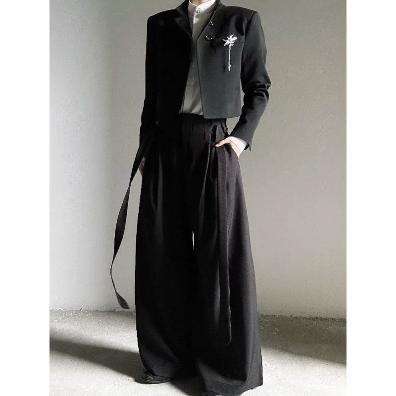 Muško casual sako od kostima, uski kroj, ovratnik sakoa, dva gumba, vintage stil, materijal: mješavina kemijskih vlakana (polester)