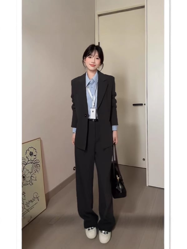 Női karcsú öltöny szett (zakó és nadrág), poliészter, polo gallér, hercegnő ujj, Tavasz 2025