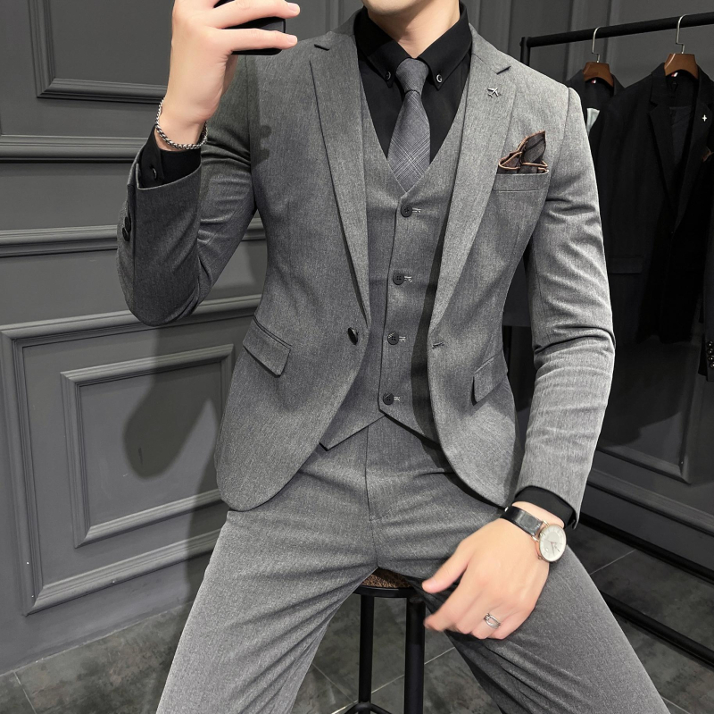 Kordurojni trodijelni odijelo – Slim fit, glavni materijal: viskoza, Gumbi u jednom redu: dva, Ploski ovratnik, Stražnji srednji šav