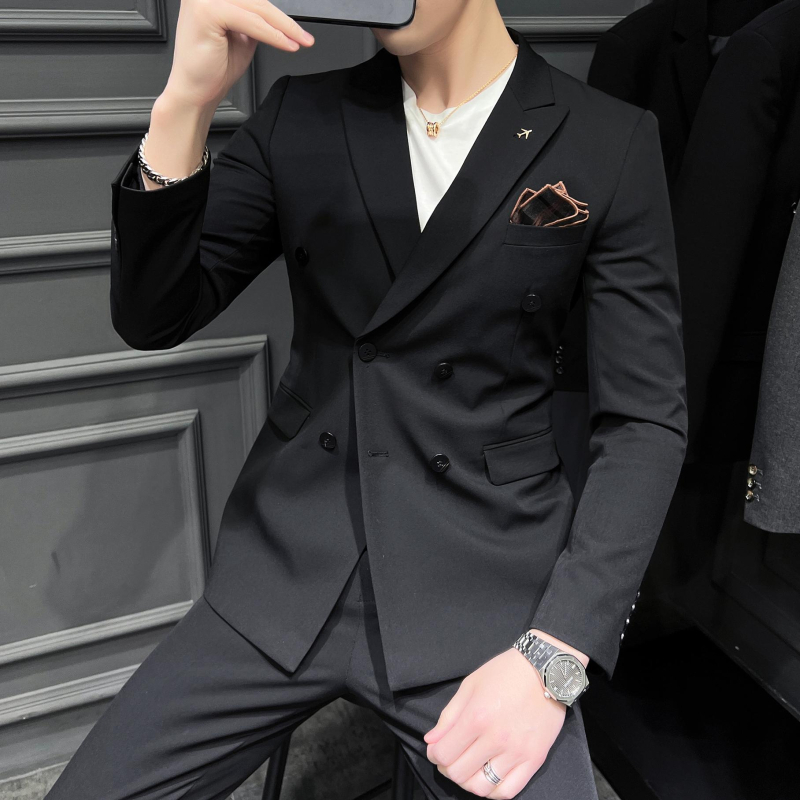 Kordurojni trodijelni odijelo – Slim fit, glavni materijal: viskoza, Gumbi u jednom redu: dva, Ploski ovratnik, Stražnji srednji šav