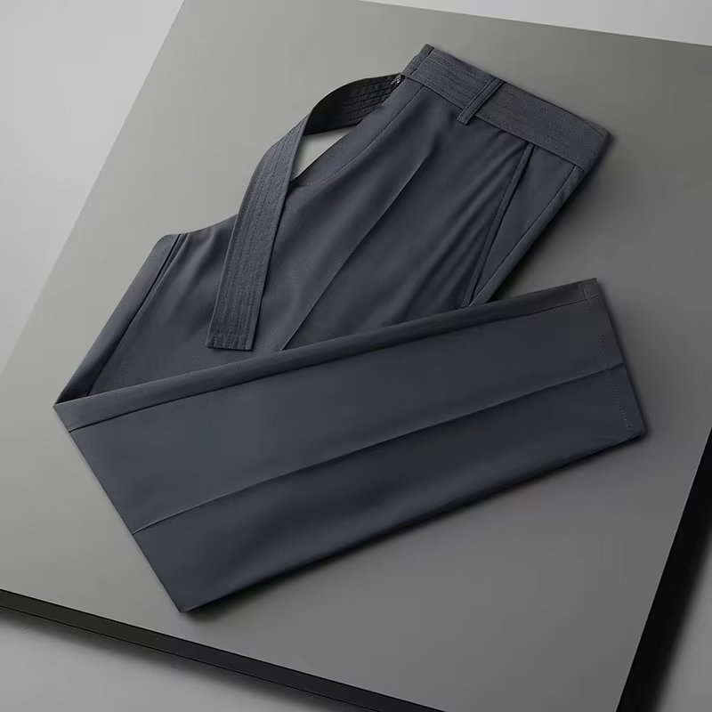 Muške hlače ravnog kroja od poliestera, s džepovima — ljeto (muške • ravni kroj • poliester • džepovi)