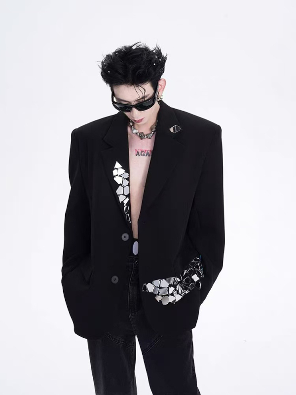 Férfi laza szabású öltönyzakó, gallér, kétgombos, egysoros zárás, Odell anyagú szövet klórtartalmú rostokkal, négy évszakos casual öltöny.