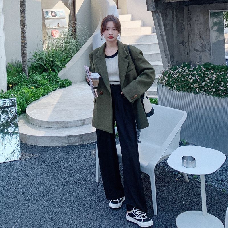 Žensko sako od pamuka i poliestera, slobodan kroj, dvostruko kopčanje, jednobojni uzorak, proljeće 2025