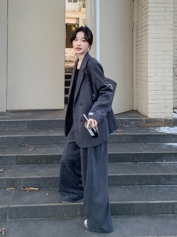 Női két darabból álló öltöny készlet, kettős gombolású zakó, zakó gallér, poliészter anyag, laza szabású, egyenes szárú nadrág