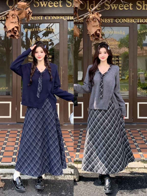 Pleteni set: pulover s dugim rukavima i karirana midi suknja, pleteni materijal, akrilna vlakna 70–80%, jesen 2025