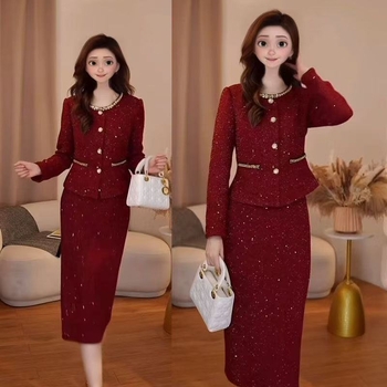 Kostim s suknjom u prugastom uzorku, poliester, stil društvene dame, suknja srednje duljine