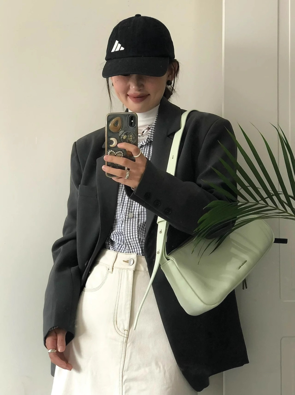 Ženski blejzer - labav kroj, polo ovratnik, dugi rukavi, jedno dugme, poliestersko-spandex smjesa