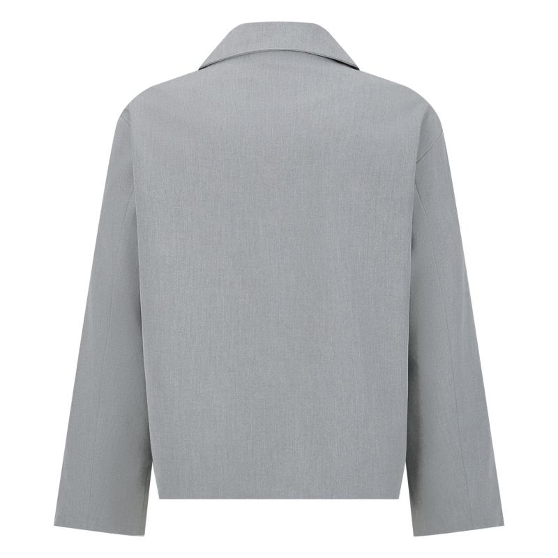 Casual blejzer s reverom, opušten kroj, jedinstvena boja, patch džepovi, glavna tkanina 95% poliester s pamuk podstava, jesen 2025