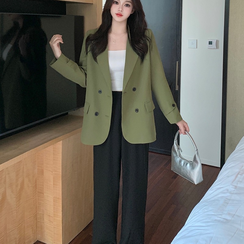 Žensko sako za poslovni kostim, slobodan kroj, polo ovratnik, dugi rukavi, jednoredno kopčanje, poliester tkanina