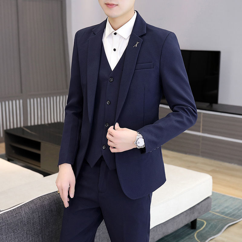 Korejski stil, uski kroj, trodjelni muški kostim za poslovnu i smart casual nošenje